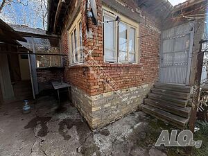 Къща в с. Нова Върбовка