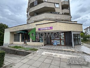Търговски помещения в идеалния център на гр. Велики Преслав
