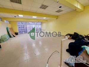 Търговско помещение, Боян Българанов 2