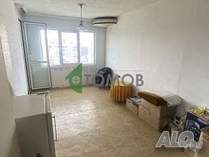 Просторен тристаен апартамент в кв. Самара 1