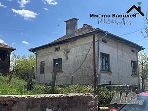 Продава КЪЩА област София, гр. Годеч