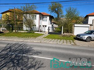 Продава КЪЩА област Перник, с. Мещица