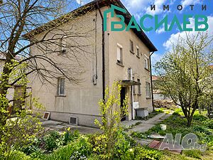 Продава КЪЩА град Перник, Църква