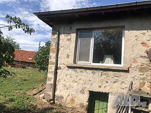 Дом с панорамна гледка към връх Аида - само на 25 км от Хасково