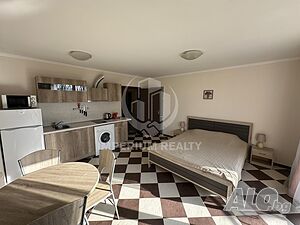 Просторно и обзаведено студио в комплекс Hacienda Beach в Созопол, до плаж Златна Рибка