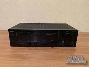 Продавам стерео усилвател Akai AM-335