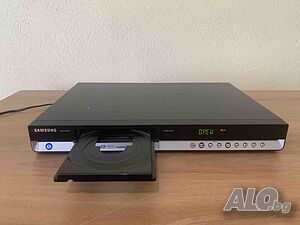 Продавам записвачка с хард диск Samaung DVD-HR753