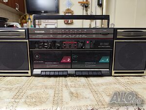 Продавам Японски касетофон Toshiba RT-7037