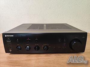Продавам интегриран стерео усилвател Pioneer A-503R