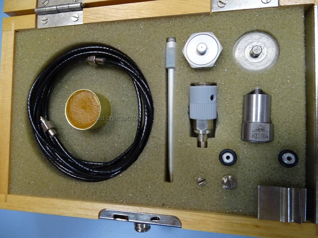 Пиезоелектрически сензор на ускорението MMF KD 34 calibration ...