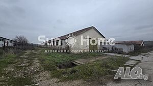Краварник за продажба в с. Момково, общ. Свиленград