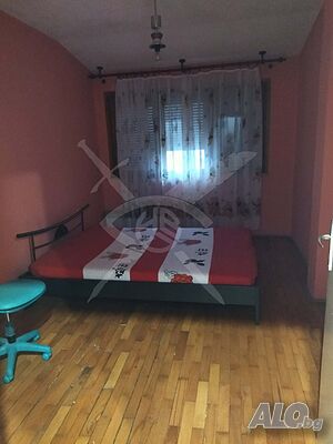 Двустаен апартамент под наем в Центъра