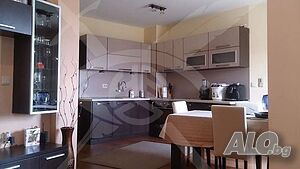 Тристаен апартамент под наем в Железник-изток