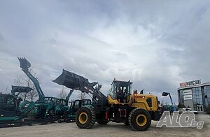Нов челен товарач SHANTUI Модел L58K-M