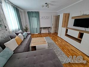 Двустаен апартамент с отделна кухня на ул. Копривщица