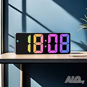 USB LED цифров часовник с голям цветен дисплей, регулируема яркост, гласов контрол, температура, аларма
