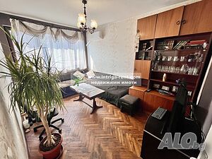 №3989 Многостаен, слънчев апартамент с гараж за продажба, квартал Воеводски - Хасково.