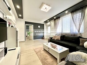 №4052 Тристаен, луксозен апартамент под наем в квартал Каменни, Хасково.