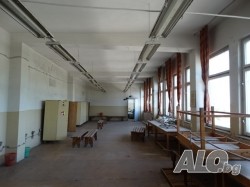 1608. Производствено предприятие - Шивашки цех под наем в кв. Дружба, гр. Хасково.