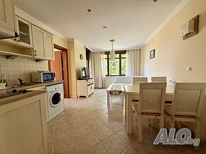 Компактен 3 стаен апартамент с отлична локация във в. с. Санта Марина