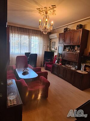 Двустаен апартамент в кв. ”Любен Каравелов” гр. Хасково