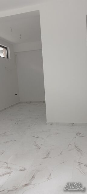Търговско помещение под наем