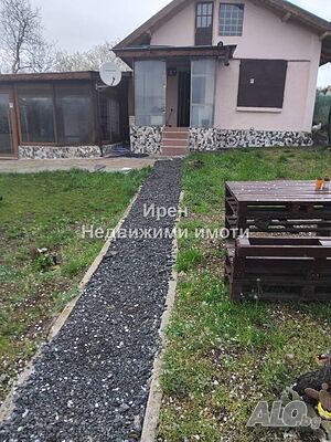 Къща в местност” Нови лозя”