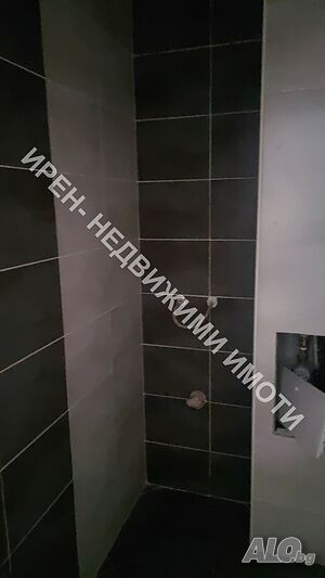 Тристаен апартамент 111 кв.м, 3 етаж, н. с, в кв. Аврен