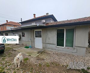 Едноетажна къща в Раковски