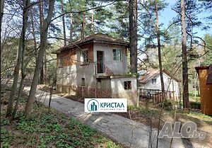 Вила във вилна зона Бряновщица /Брестовица