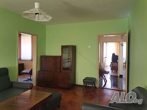 Тристаен апартамент под наем кв. Център