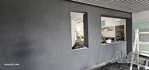 шпакловки, - мазилки; - бояджийски услуги; - обръщане на врати и прозорци; - къртене, почистване