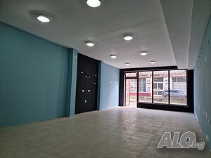 Помещение 60м2-360€/месец. Без СИНЯ ЗОНА!!! Между Полицията и ДКЦ 1. Център.