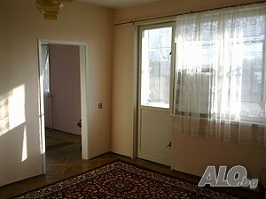 Двустаен тухлен апартамент, ет.3