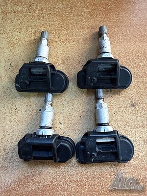4 бр. оргинални датчика за налягане TPMS в гумите на Mercedes A0009050030Q10