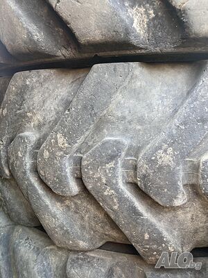Гуми 12.5-80r20 /340 80 20 MICHELIN багер фадрома трактор и челни товарачи