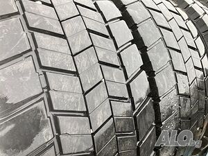 Гуми за камион 315 60 22.5 Barum 4броя НЕ СА РЕГЕНЕРАТ!!!