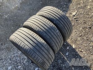 Летни гуми 245 40 19 PIRELLI 3броя dot 19