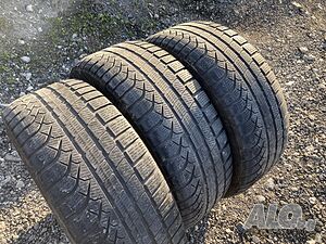 Всесезонни гуми 245 40 19 Pirelli dot 21 1 БРОЙ