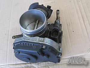 Дроселова клапа 06A133064 J / 408237111012 Ауди А3 А4 Пасат Audi А3 A4 VW / Golf 4 1.6