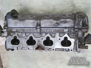 Цилиндрова глава за 051103373 D Фолцваген Голф 3 АБФ 2,0 150кс VW Golf 3 2,0 1,6v GTI