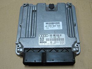 Компютър запалване 03G906016KP Bosch 0281013292 Ауди А4 Б7 2,0 тди 140кс Audi A4 B7 8E  2,0tdi BPW