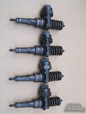 Помпа дюза 038130073AC Bosch 0414720029 VW Sharan Ford Galaxy 1,9tdi, 07Z130073F, 0414720210, VW T5
