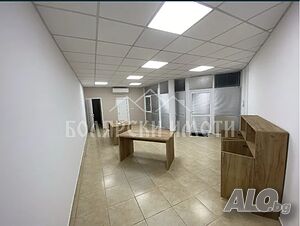 Помещение за търговска дейност/офис/кабинет в широк център