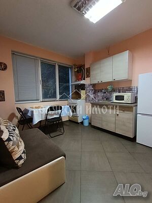 Стая от тристаен апартамент