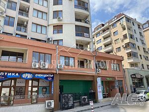 Газифициран Тристаен апартамент над Стадиона