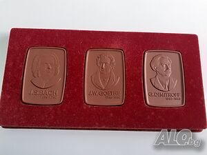 Комплект от 3 глинени плочки с лика на Бах, Гьоте и Г. Димитров 6х4см