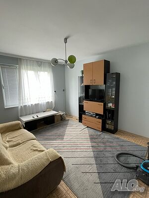 Продавам къща-след ремонт в много добро състояние. House for sale. Продаю дом.