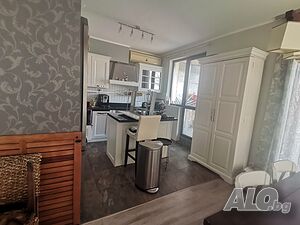 Продава се къща в Кошарица / вилна зона/