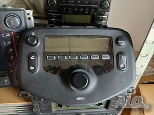 Оригинално радио за Toyota Auris